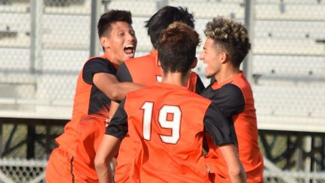 Hansen's Sunday Notebook: Pima's 'pumpkins' head east in search of a title